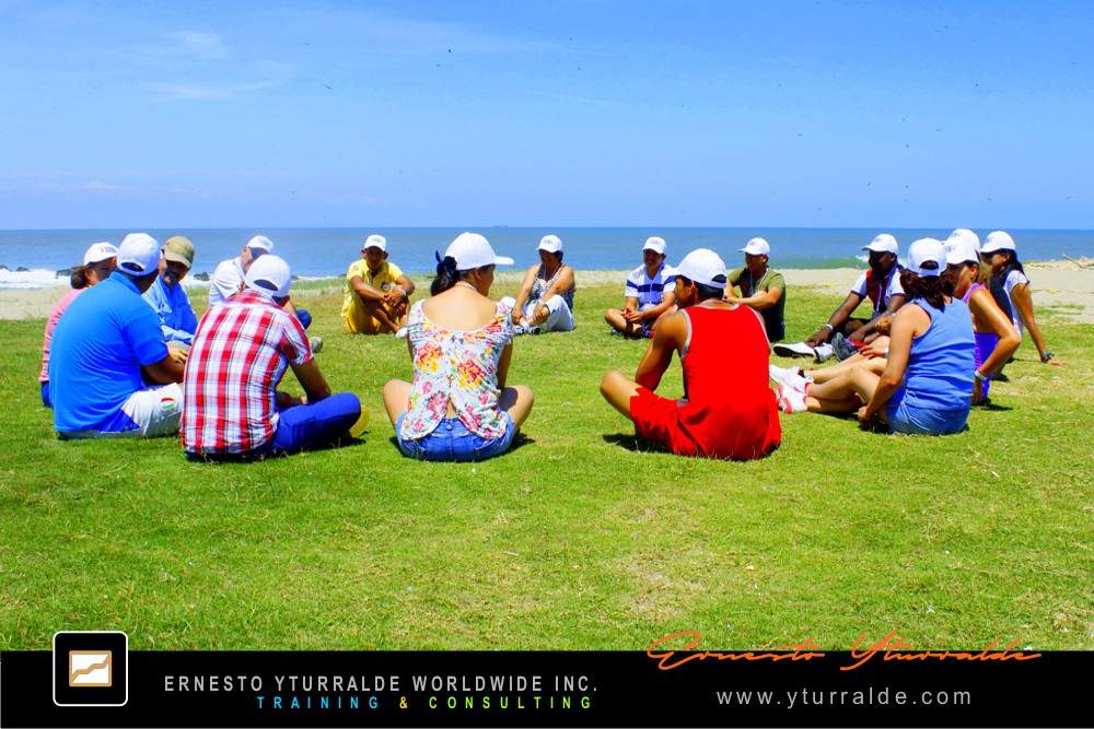 Team Bonding, Team Building & Team Performance LATAM Talleres de Cuerdas Bajas | Team Building Empresarial para el desarrollo de equipos de trabajo